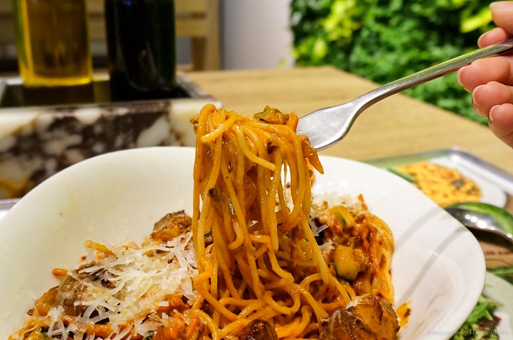 德國漢堡vapiano連鎖餐廳 vapiano,hamburg,德國,漢堡,義大利麵,義大利麵連鎖店,德國美食,漢堡美食,自助式,歐洲,歐洲旅遊,德國自助