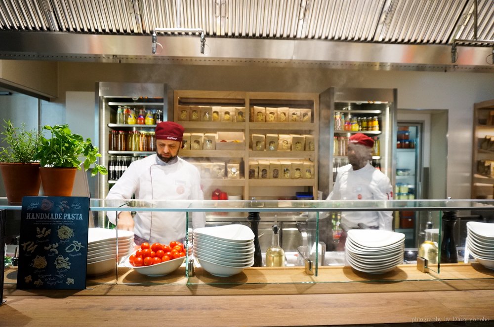 德國漢堡vapiano連鎖餐廳 vapiano,hamburg,德國,漢堡,義大利麵,義大利麵連鎖店,德國美食,漢堡美食,自助式,歐洲,歐洲旅遊,德國自助