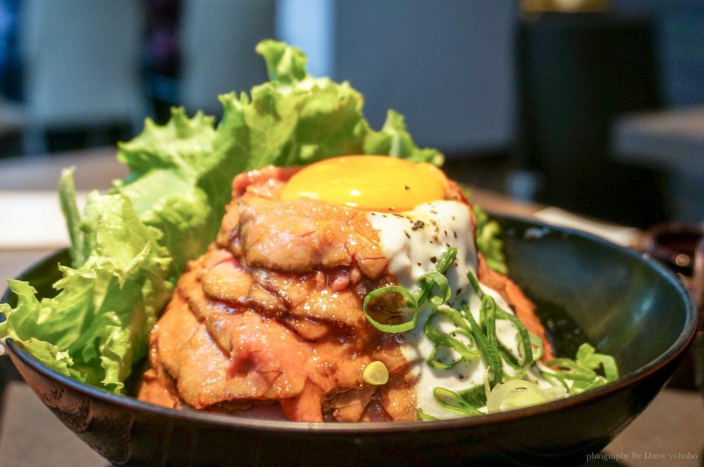 山丼, 士林美食, 日式料理, 手作漢堡排, 和牛, 士林站, 牛肉料理, 鮮切牛肉, TOROS鮮切牛排 山丼, 士林美食, 日式料理, 手作漢堡排, 和牛, 士林站, 牛肉料理, 鮮切牛肉, TOROS鮮切牛排
